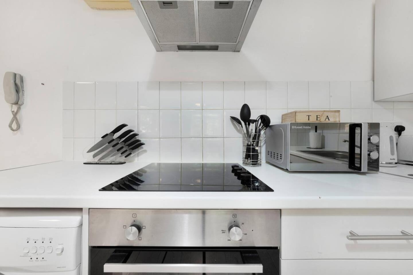 2 Bed Apartment- Finsbury Park Station B London Exteriör bild